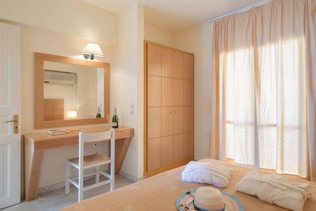Mare Hotel Apartments アイオス・ニコラオス エクステリア 写真