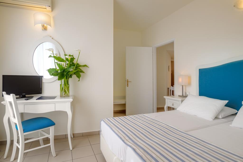 Mare Hotel Apartments アイオス・ニコラオス エクステリア 写真